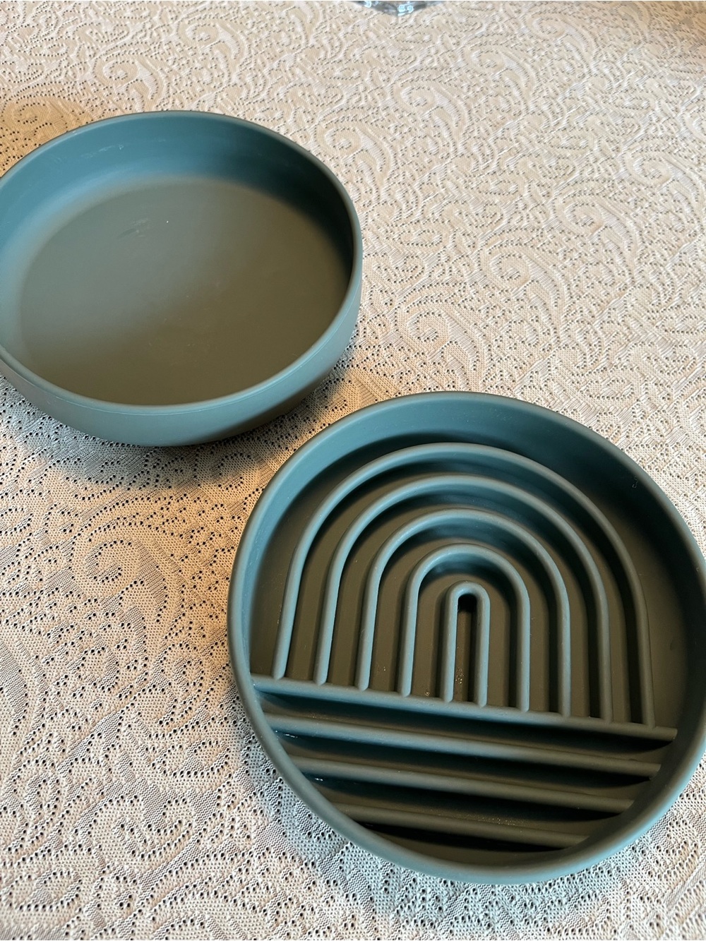 Slow Feeder Dish and Matching Water Bowl - Dog or Cat